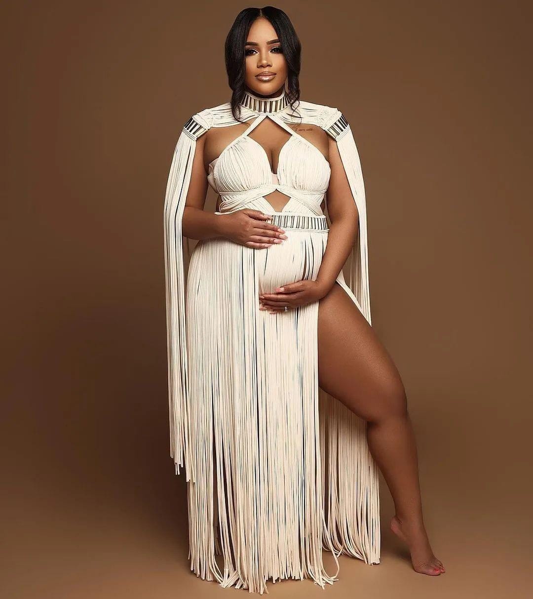 Plus Size Maternity Dress - Photoshoot & Pregnancy Outfit