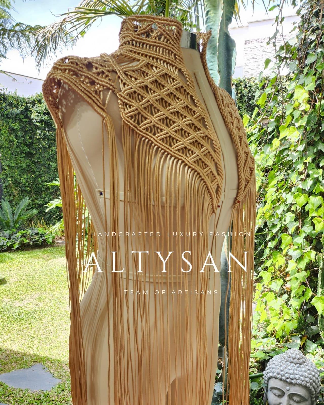 Boho Cape, Festival Outfit, Burningman Outfit, Macrame Vest. concert outfit ideas - ALTYSAN