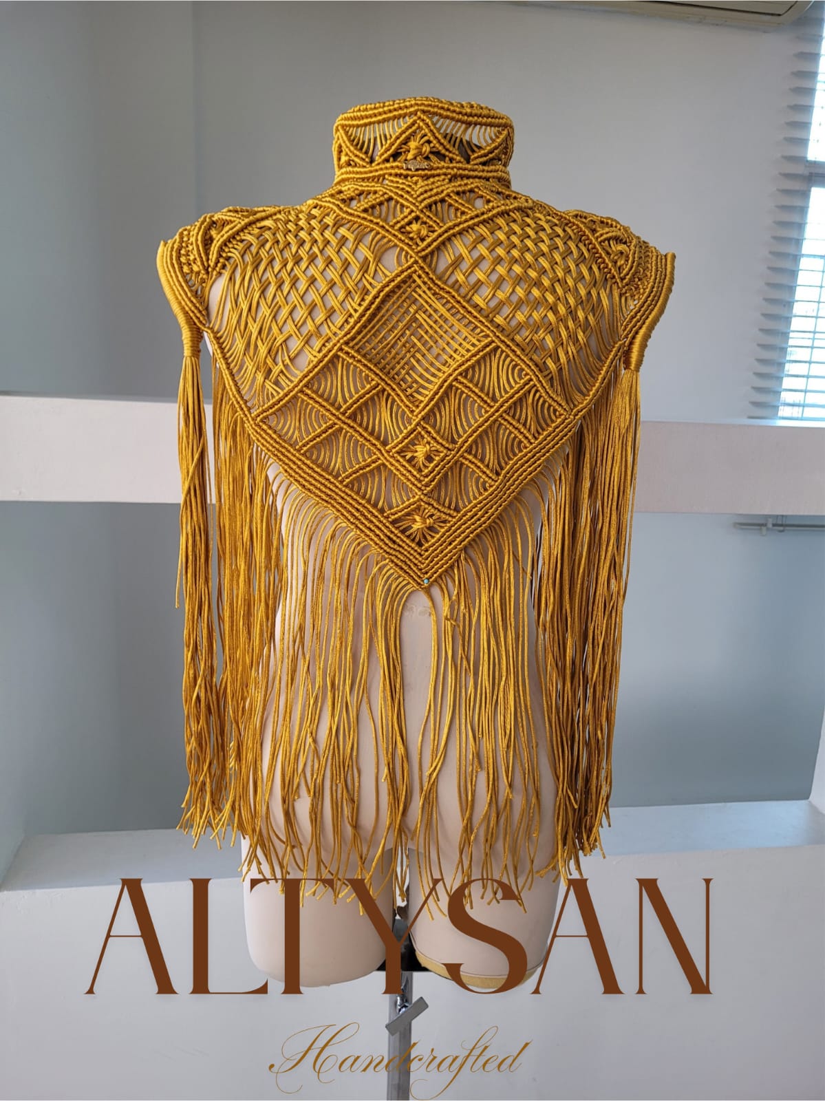 Boho Cape, Festival Outfit, Burningman Outfit, Macrame Vest. concert outfit ideas