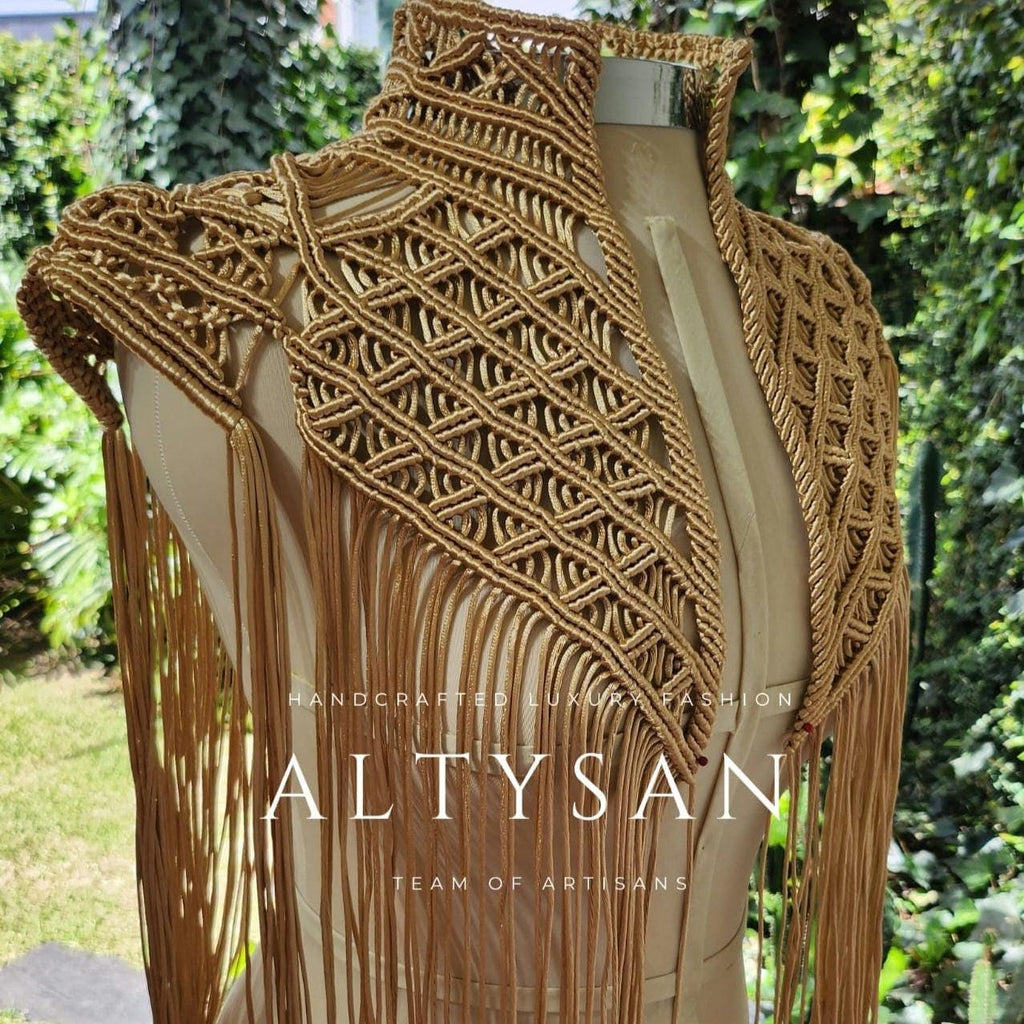 Boho Cape, Festival Outfit, Burningman Outfit, Macrame Vest. concert outfit ideas
