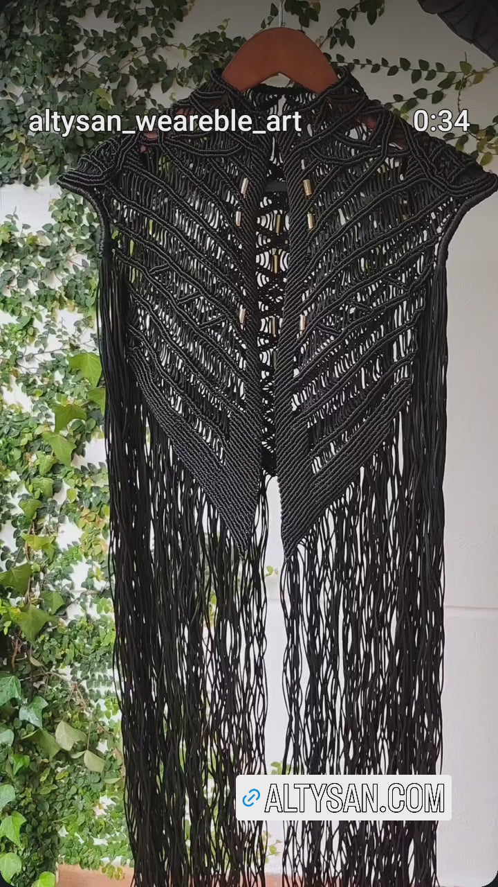 Men's Festival Cape Horus